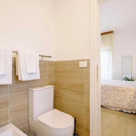 Domus Ilex- In Via Livorno 6