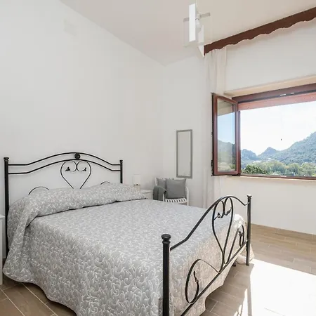 Domus Ilex Πανσιόν San Pantaleo